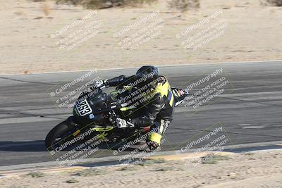 media/Nov-02-2025-CVMA (Sun) [[337aff29ab]]/Race 16-Formula Twins-Formula 40 UL(Holeshot)/